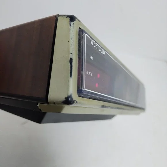 Vintage Westclox Digital Am FM Radio Alarm Clock Wood Grain 80170-01 Tested Work - Picture 6 of 16